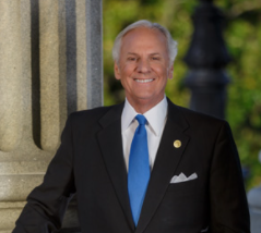 Gov McMaster